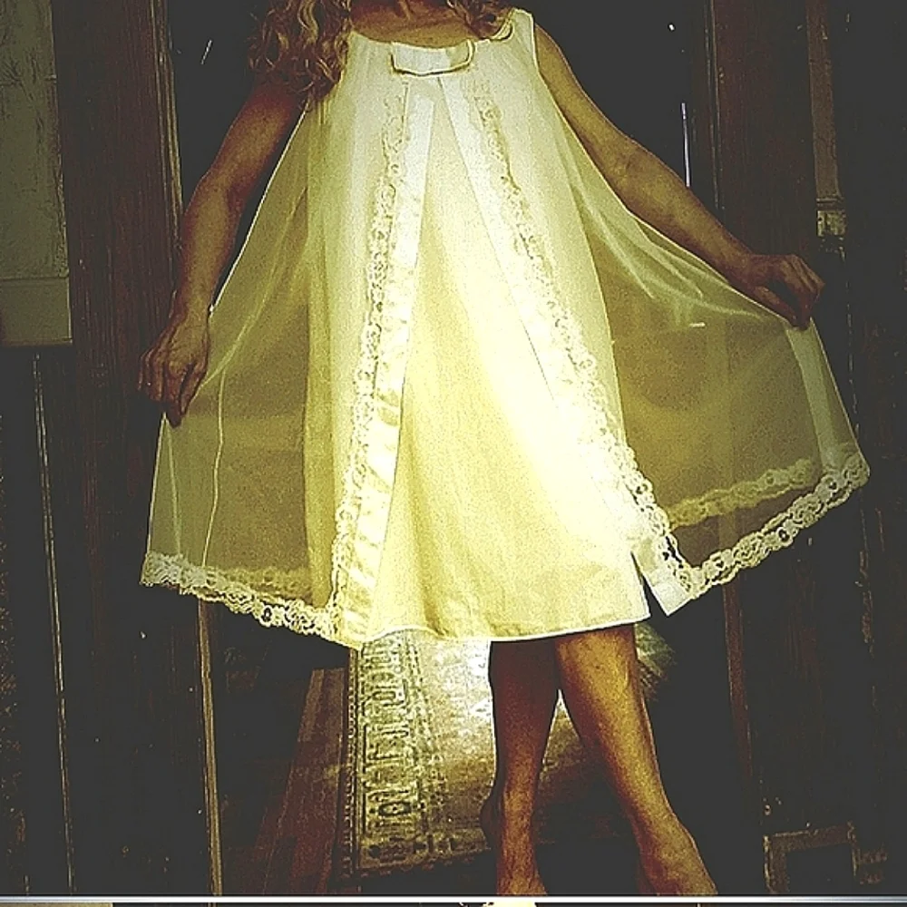 1950s fluffy old vintage rag! Gorgeous